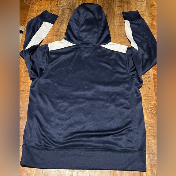 Nike Youth L Therma-fit Polyester hoodie with white accents and swoosh - Picture 4 of 8